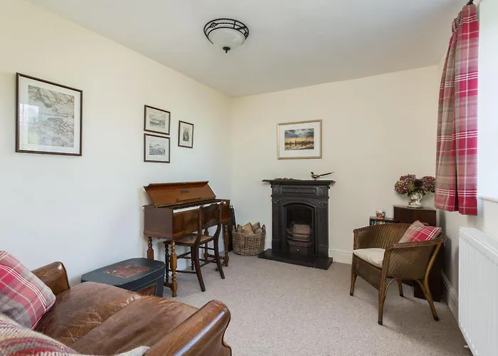 بيت للعطل Stunning 3 Bedroom Near Historic